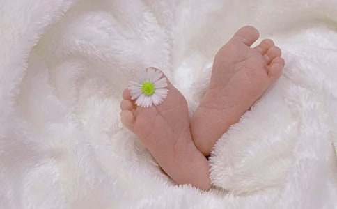 �ӳ�����ۺ��