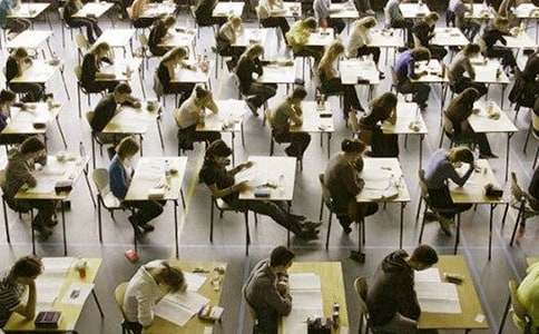 ��ĩ�����ݽ���Сѧ