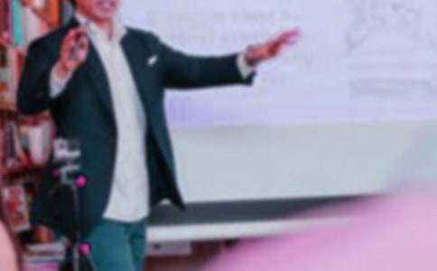 �����������Ļ����ݽ���